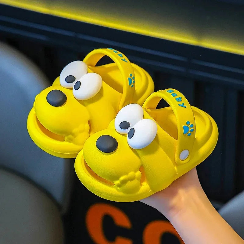 Adorable 2025 New Soft Bottom Indoor Outdoor Anti-Slip Boys Girls Yellow Dog EVA Clog Shoes Two-Way Wear Cute Sandals