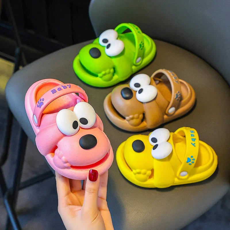 Adorable 2025 New Soft Bottom Indoor Outdoor Anti-Slip Boys Girls Yellow Dog EVA Clog Shoes Two-Way Wear Cute Sandals